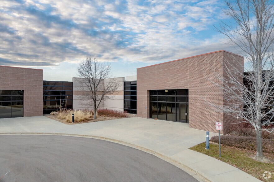 More Photos Of 7475 S Joliet St, Englewood Flex For Lease