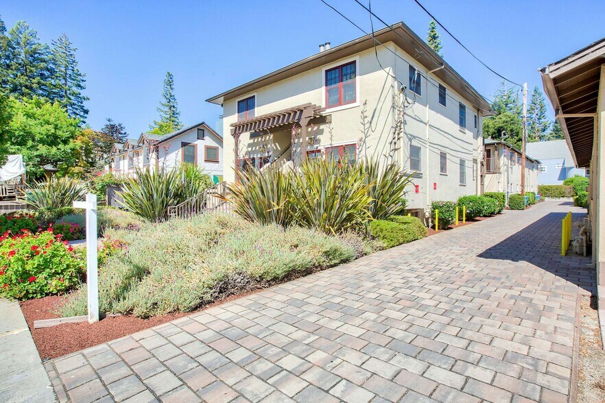 More Photos Of 325-327 Hawthorne Ave, Palo Alto Apartments For Sale