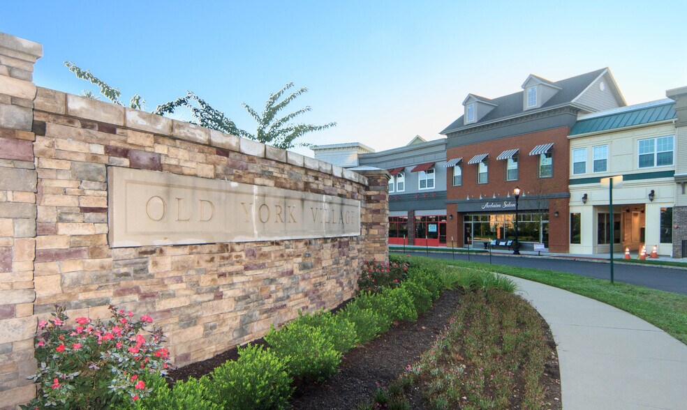 More Photos Of 90-105 Saddle Way, Chesterfield Apartments For Lease