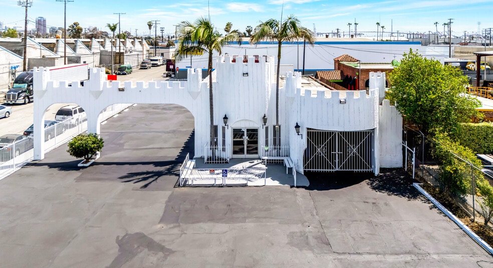 More Photos Of 1500 W Pacific Coast Hwy, Long Beach Carwash For Sale