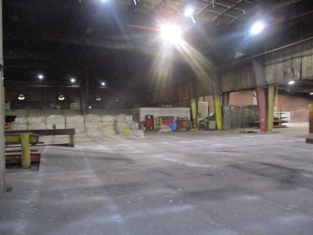 More Photos Of 2281 Port City Blvd, Muskegon Warehouse For Sale