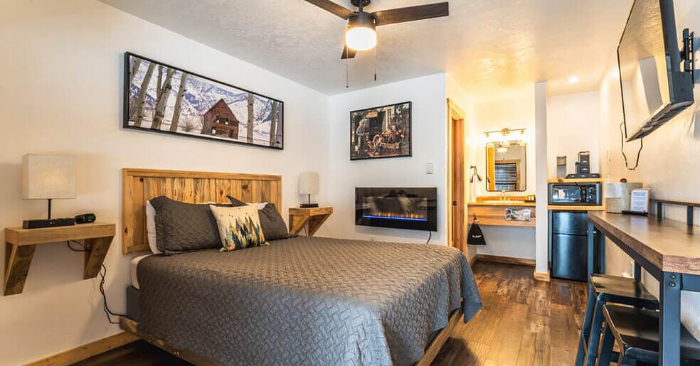 More Photos Of 900 S Main St, Cascade Hospitality For Sale