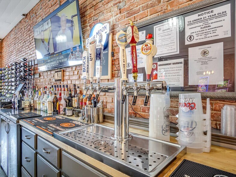 More Photos Of 214 Main St, Ruma Restaurant For Sale