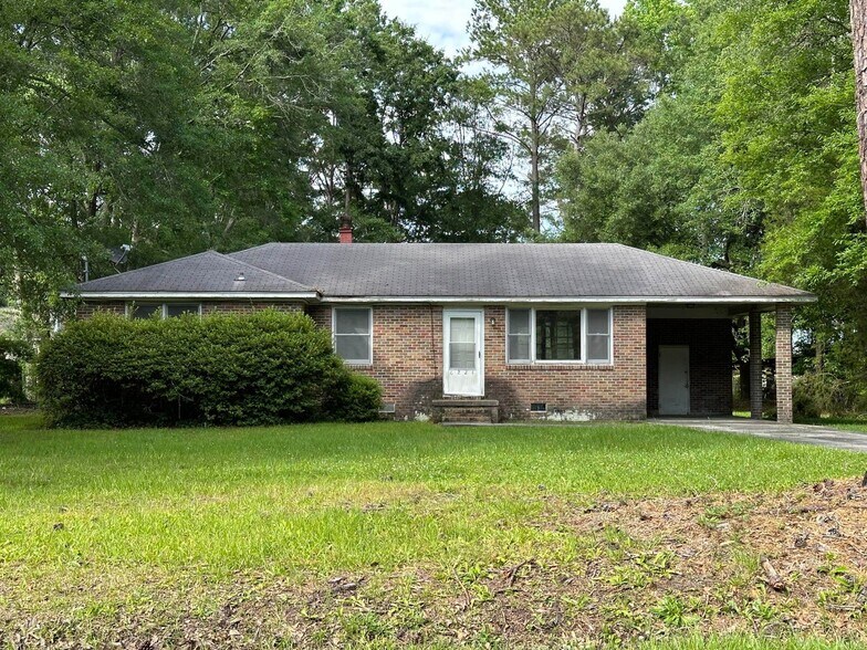 More Photos Of 1141 Bonnie Ln, Mount Pleasant Apartments For Sale