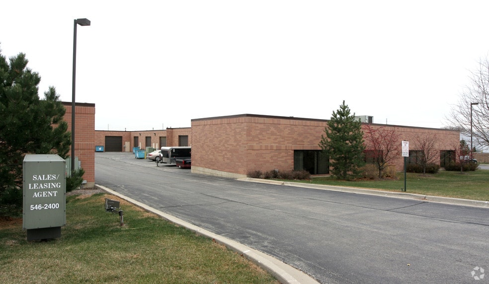 More Photos Of 500 Park Ave, Lake Villa Warehouse For Sale