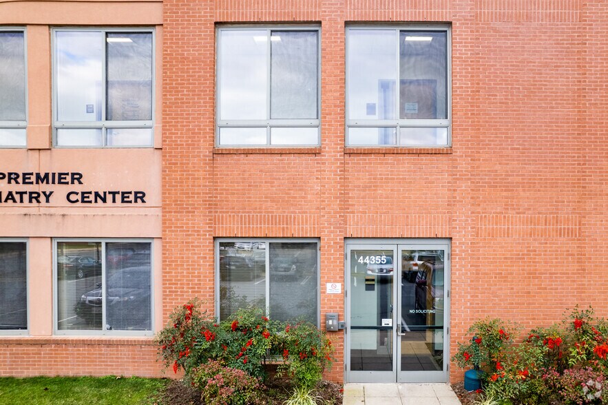 More Photos Of 44355 Premier Plaza, Ashburn Office For Lease