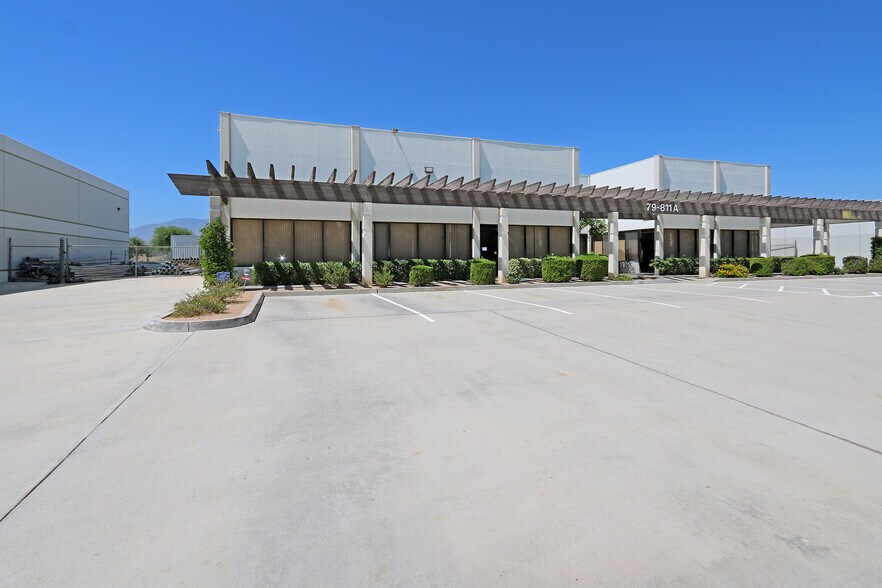 Primary Photo Of 79811A Country Club Dr, Indio Service For Lease