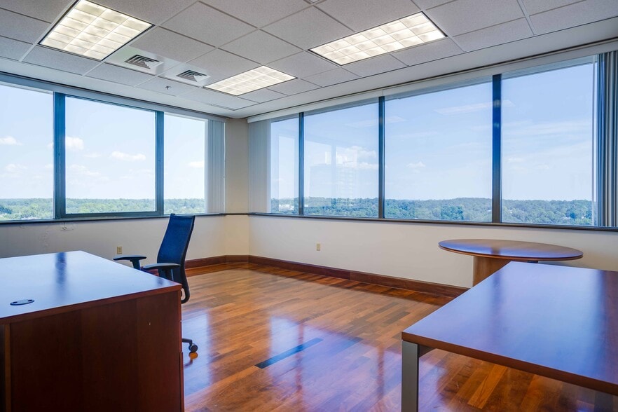 More Photos Of 215 S Monroe St, Tallahassee Office For Lease