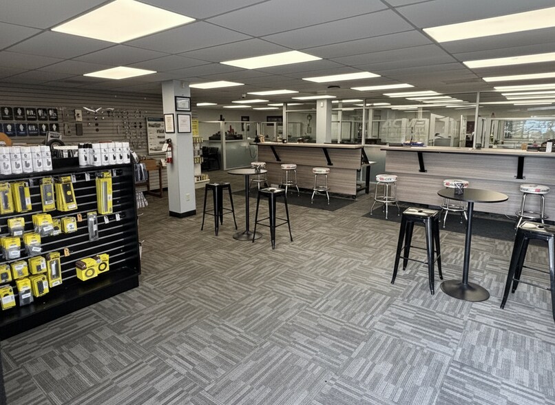 More Photos Of 1006 W 34th St, Houston Warehouse For Sale