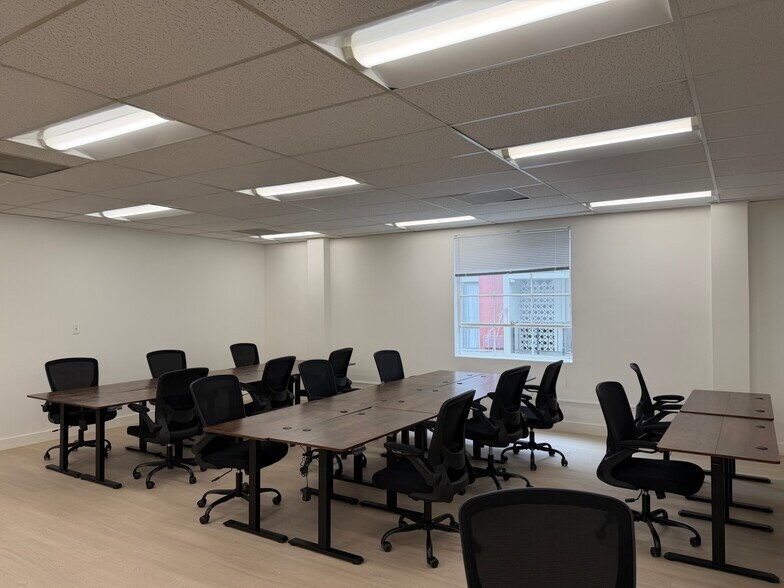 More Photos Of 505 Beach St, San Francisco Office For Lease