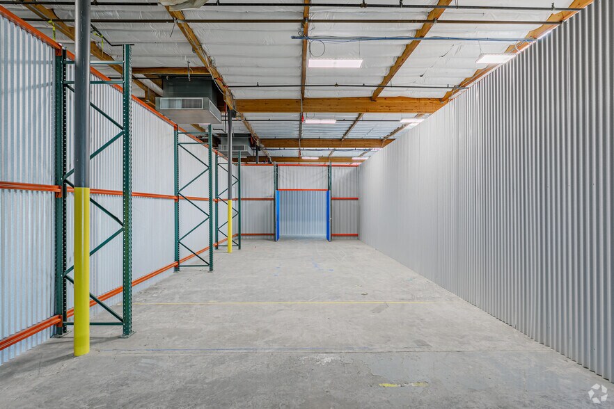 More Photos Of 505 Main St, Chula Vista Warehouse For Lease