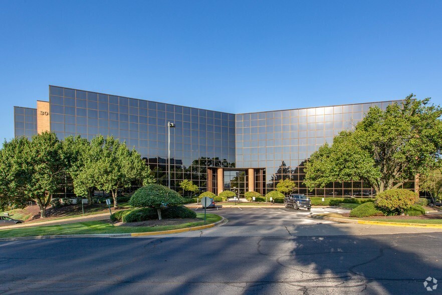 More Photos Of 3055 Kettering Blvd, Kettering Unknown For Lease