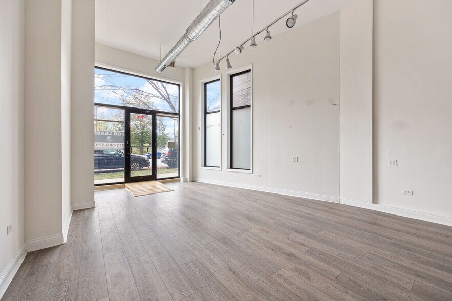 More Photos Of 2800-2802 W Chicago Ave, Chicago Apartments For Sale