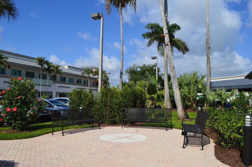 More Photos Of 7700 Congress Ave, Boca Raton Office For Lease