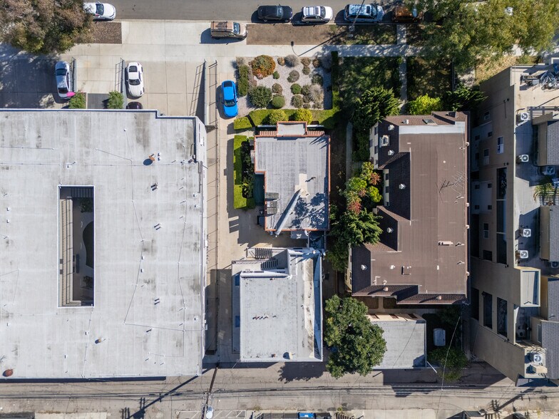 More Photos Of 1459 S Wooster St, Los Angeles Multifamily For Sale