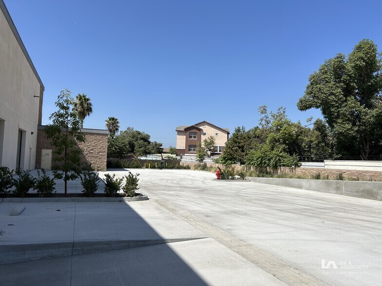 More Photos Of 12793 Garvey Ave, Baldwin Park Manufacturing For Lease