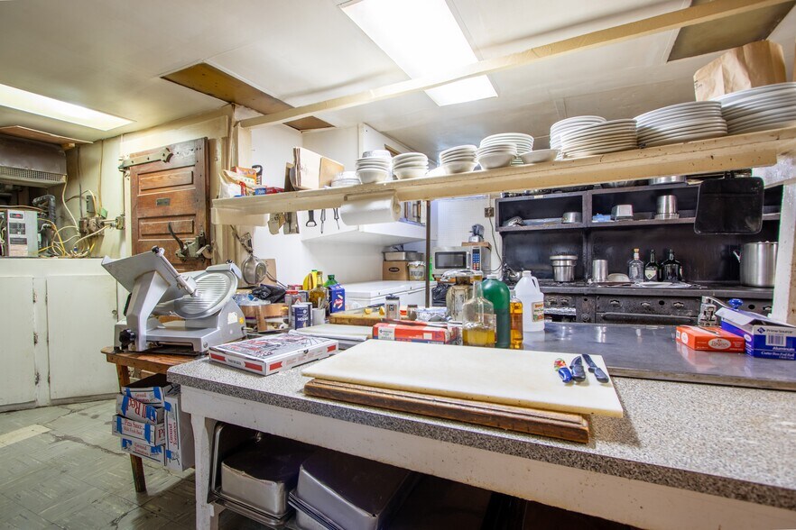 More Photos Of 263 Como Rd, Lake Como Specialty For Sale