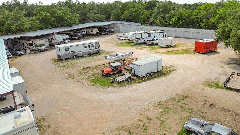 More Photos Of 2701 Sam Bass Rd, Round Rock Self Storage For Lease