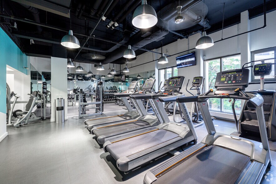 More Photos Of 420 E Ohio St, Chicago Apartments For Sale