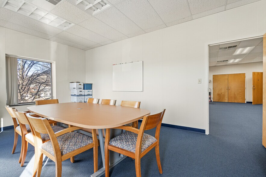 More Photos Of 2000 Commonwealth Ave, Newton Office For Lease