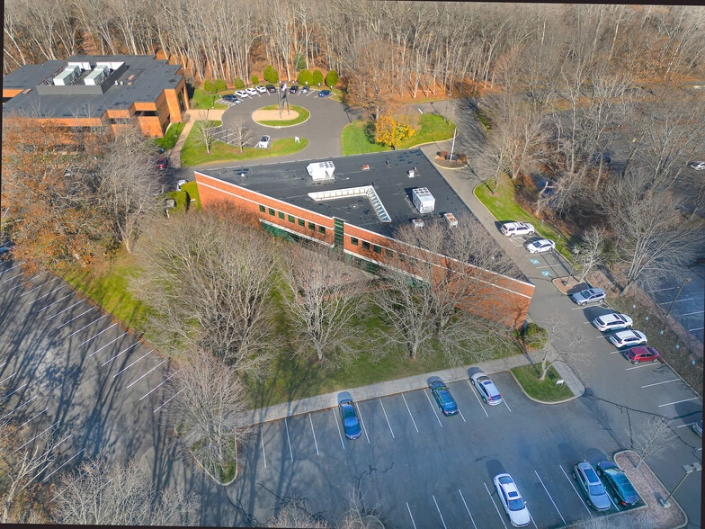 More Photos Of 755 Winding Brook Dr, Glastonbury Office For Sale