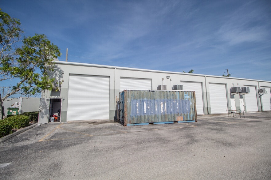 More Photos Of 6640 Taylor Rd, Punta Gorda Light Distribution For Sale