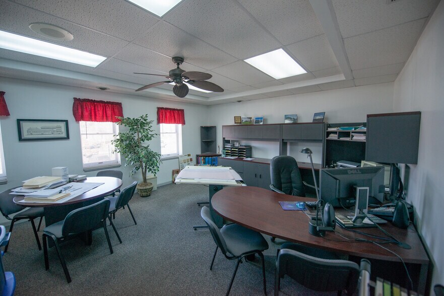 More Photos Of 6 Morgan, Valparaiso Office For Lease