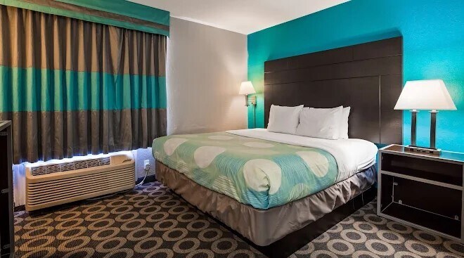 More Photos Of 3821 N Panam Expy, San Antonio Hotel For Sale