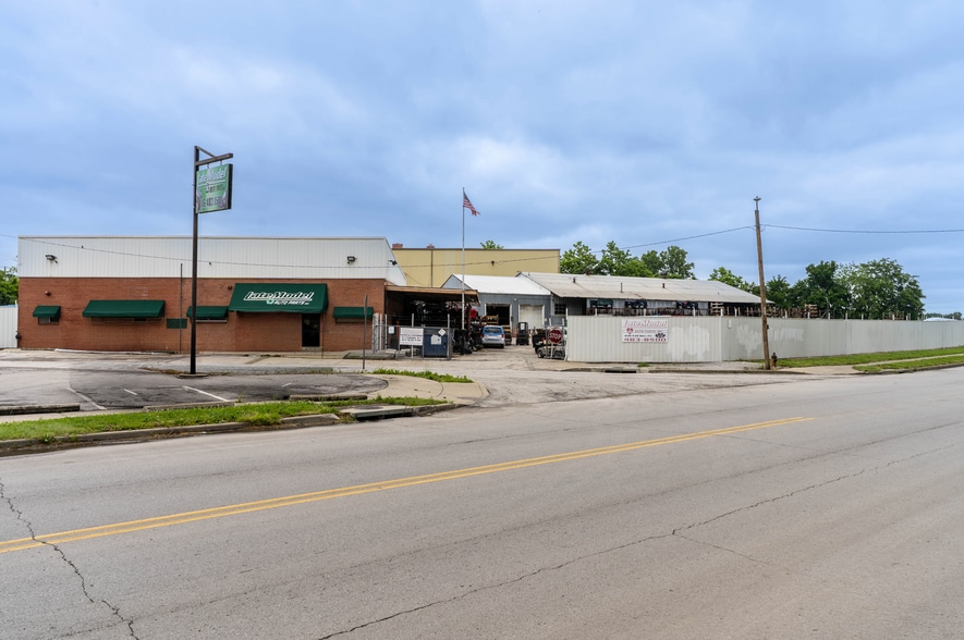 More Photos Of 5420 E 10th St, Kansas City Industrial For Sale