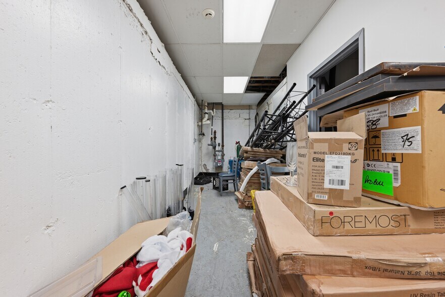 More Photos Of 370 E Main St, Ansonia Restaurant For Sale