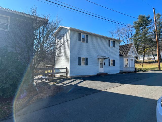 More Photos Of 304 Courtney Dr, Lewisburg Apartments For Sale