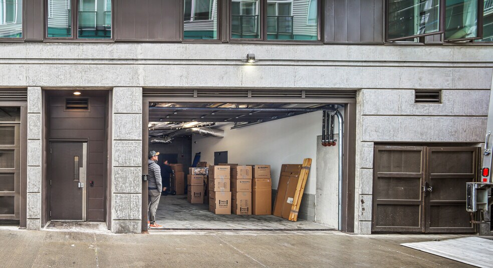 More Photos Of 4730 California Ave SW, Seattle Apartments For Lease