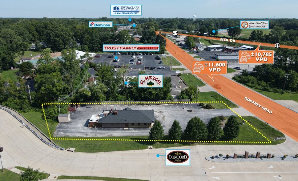 More Photos Of 3030 Godfrey Rd, Godfrey Restaurant For Lease