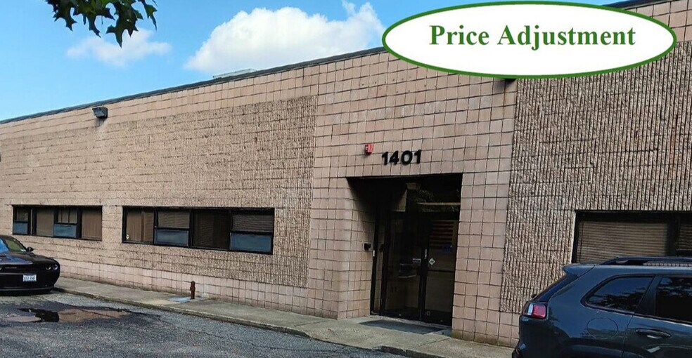 Primary Photo Of 1401 Lincoln Ave, Holbrook Industrial For Sale