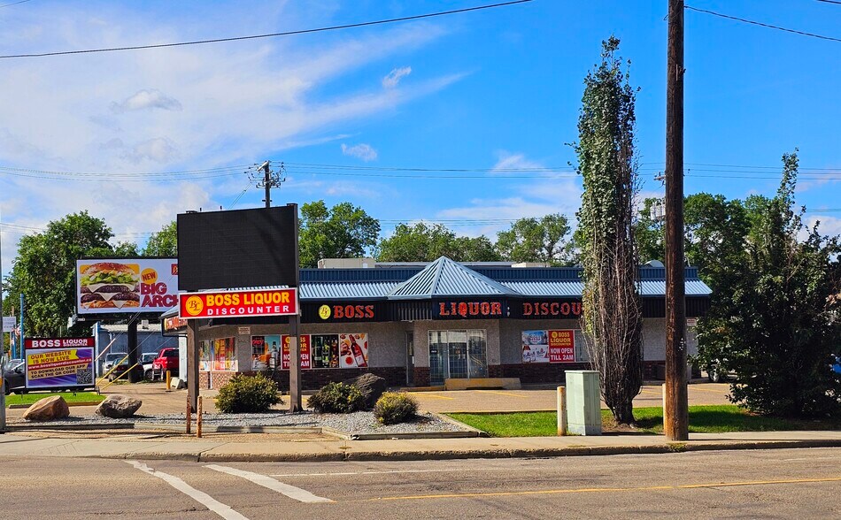 More Photos Of 11808 66th St NW, Edmonton Convenience Store For Sale