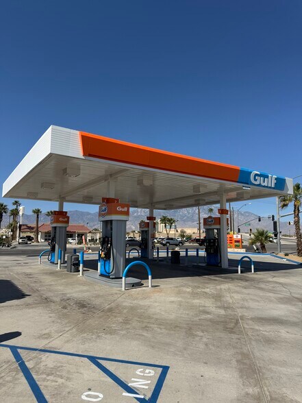 Primary Photo Of 72275 Ramon Rd, Thousand Palms Service Station For Sale
