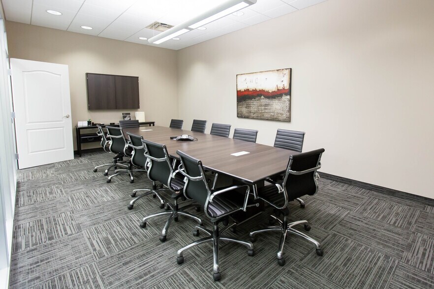 More Photos Of 490 Dutton Dr, Waterloo Warehouse For Sale