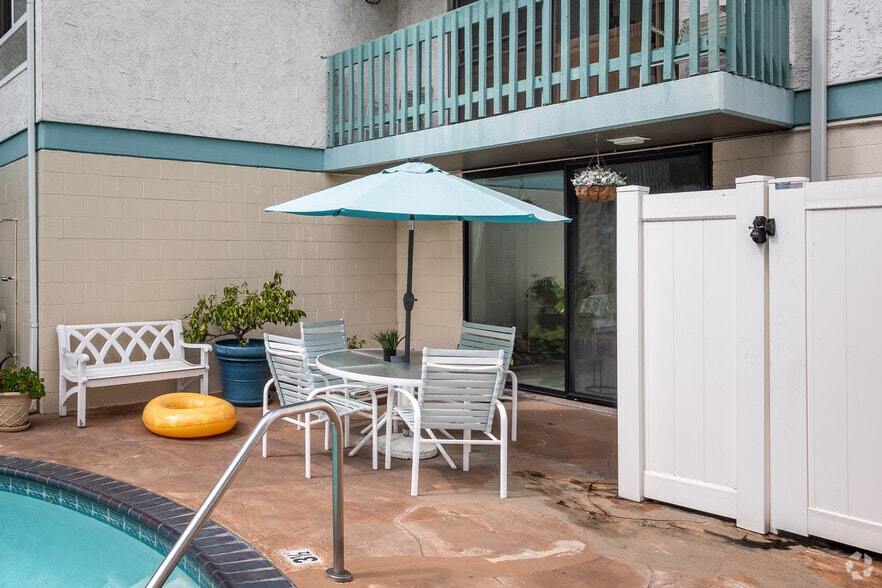 More Photos Of 3415 Linden Ave, Long Beach Apartments For Sale