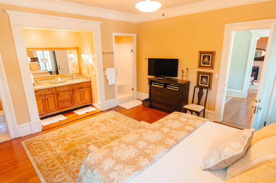 More Photos Of 120 E Liberty St, Sumter Specialty For Sale