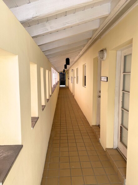 More Photos Of 340 Minorca Ave, Coral Gables Office For Lease