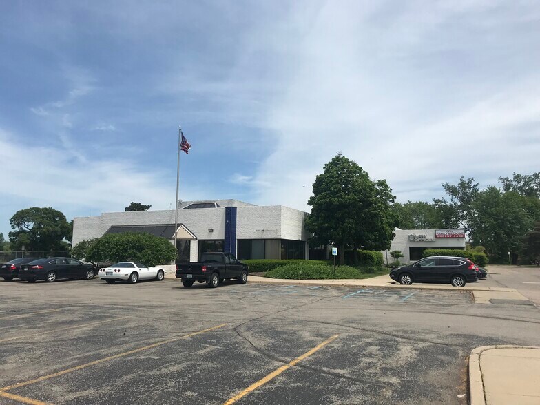 Primary Photo Of 33200 Dequindre Rd, Sterling Heights Medical For Lease