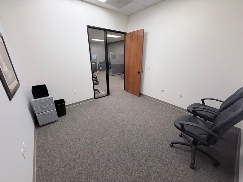 More Photos Of 100 Cortona Way, Brentwood Medical For Sale