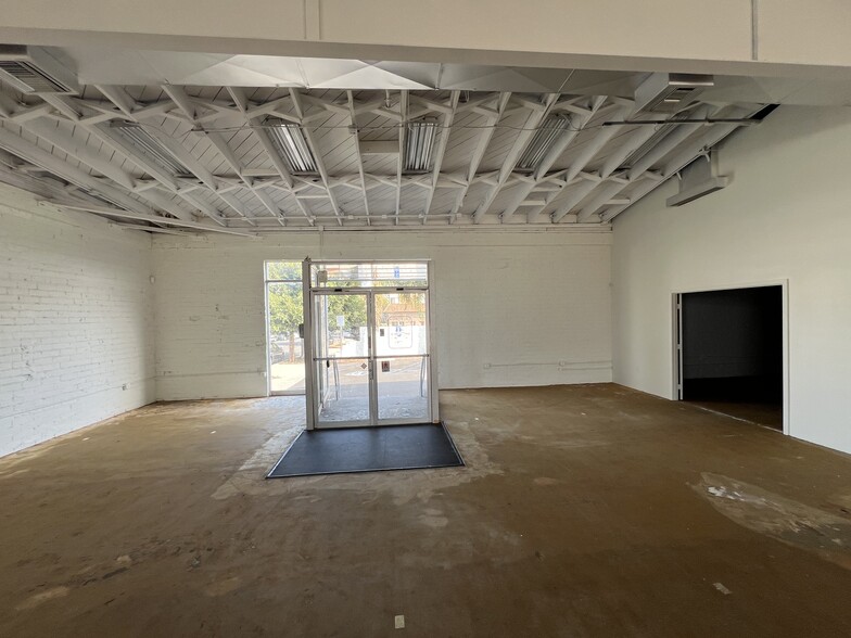 More Photos Of 20502 Hawthorne Blvd, Torrance Freestanding For Lease