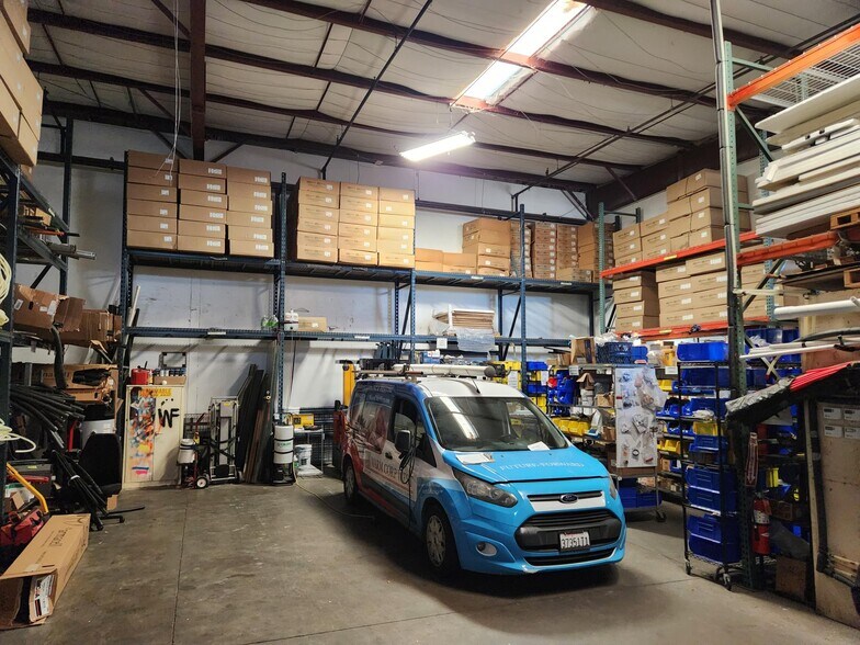 More Photos Of 908 Enterprise Way, Napa Warehouse For Lease
