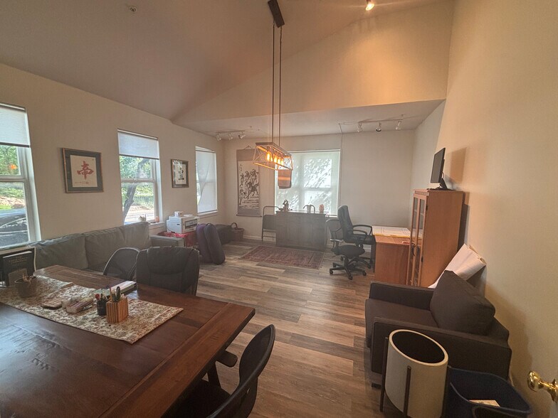 More Photos Of 1530 Lee Hill Rd, Boulder Office For Sale