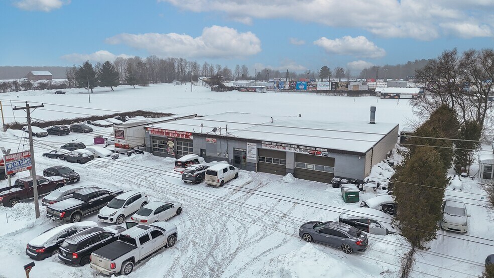 More Photos Of 6938 Yonge St, Innisfil Auto Repair For Sale