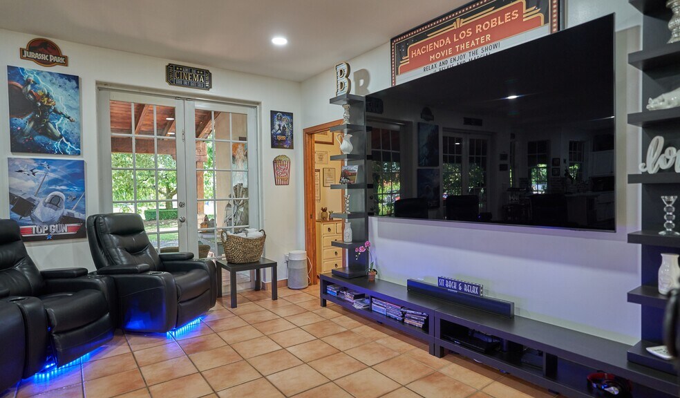 More Photos Of 19050 SW 194th Ave, Miami Specialty For Sale