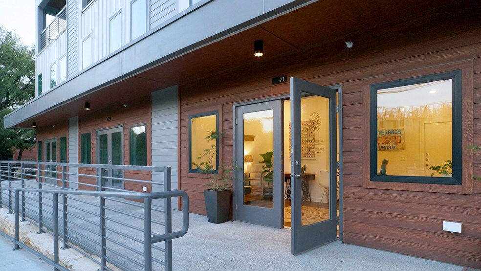 More Photos Of 5924 S Congress Ave, Austin Apartments For Sale