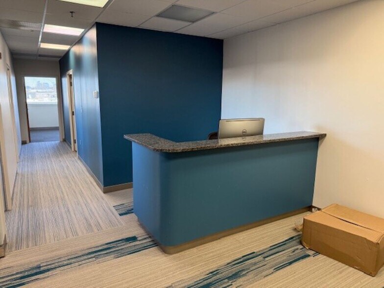 More Photos Of 115 Park St SE, Vienna Medical For Lease