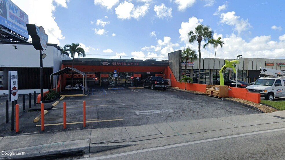 More Photos Of 7254 Bird Rd, Miami General Retail For Sale